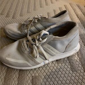 Unisex Adidas Tennis Shoes